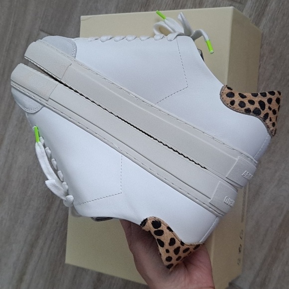 NIB Axel Arigato Clean 90 Sneakers - Picture 12 of 16